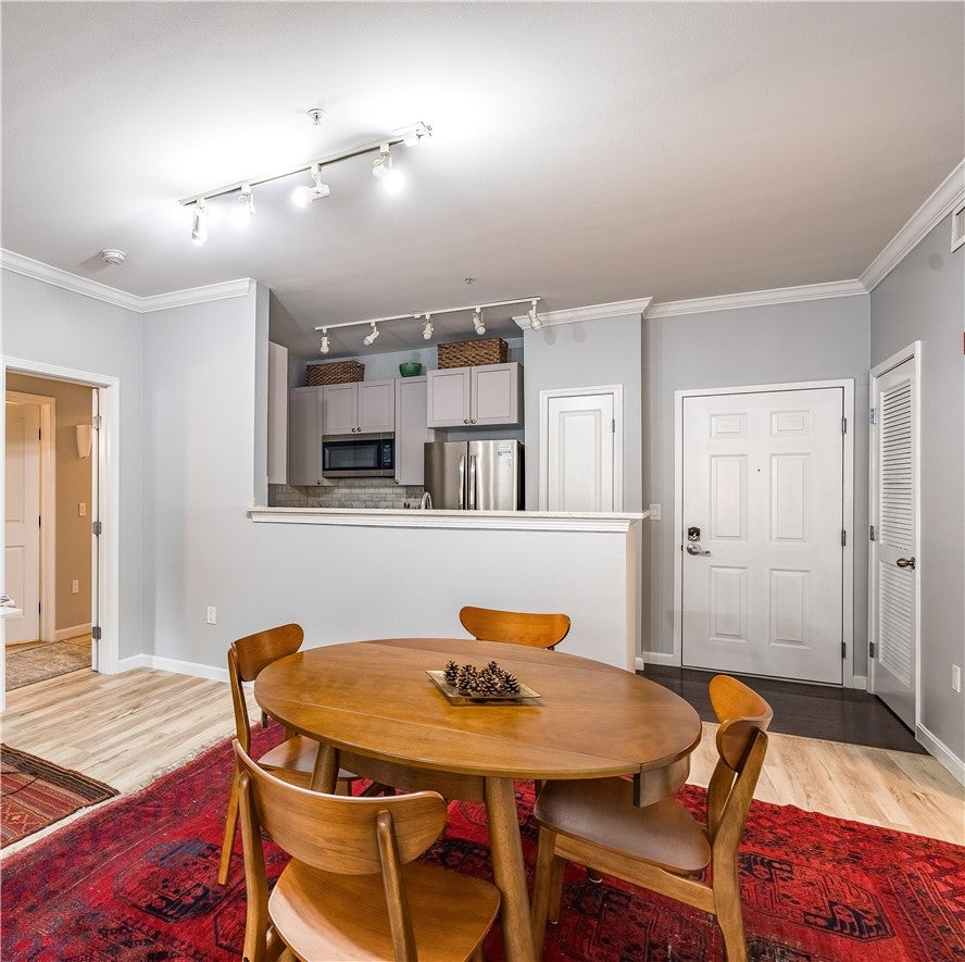 1000 Providence Place 125
