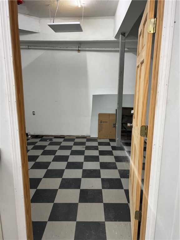 West Warwick, Rhode Island 02893, United States, ,1 BathroomBathrooms,Residential,Active,184484