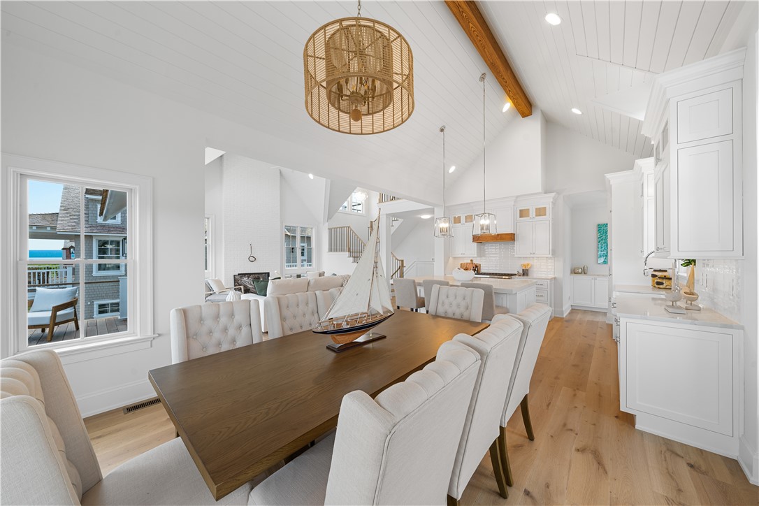 Narragansett, Rhode Island, 02882, United States, 4 Bedrooms Bedrooms, ,5 BathroomsBathrooms,Residential,Active,2006796