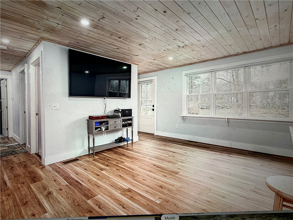 62 Biscuit City Road