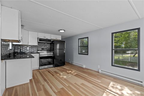 849 Forest Park Avenue Middletown RI 02842