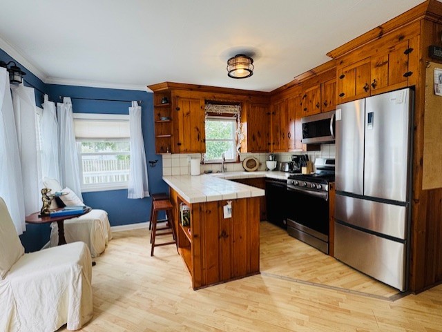 South Kingstown, Rhode Island 02879, United States, 2 Bedrooms Bedrooms, ,1 BathroomBathrooms,Residential,Pending,183560