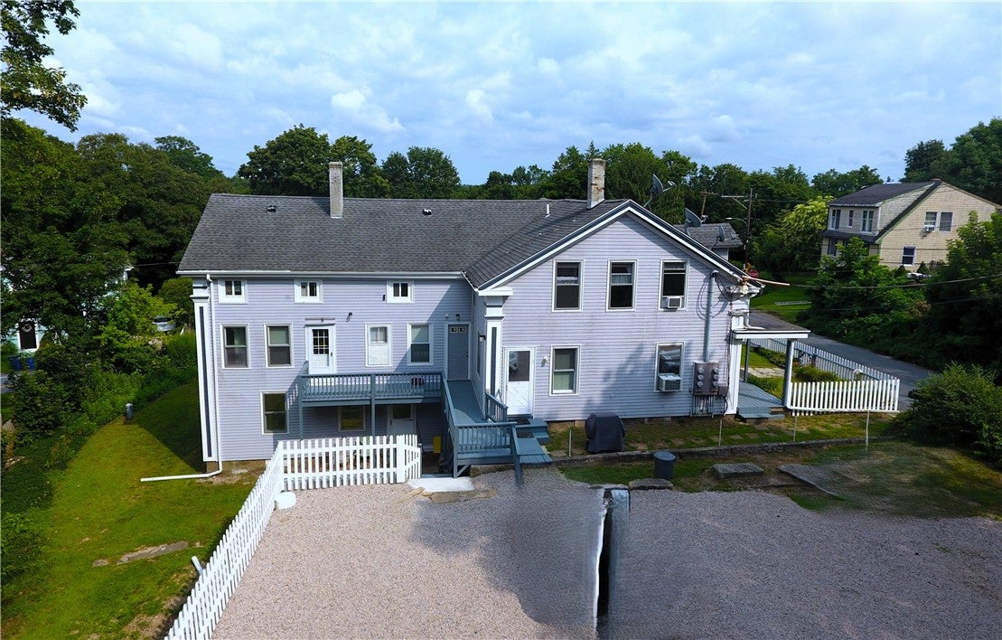 8 Highview Avenue