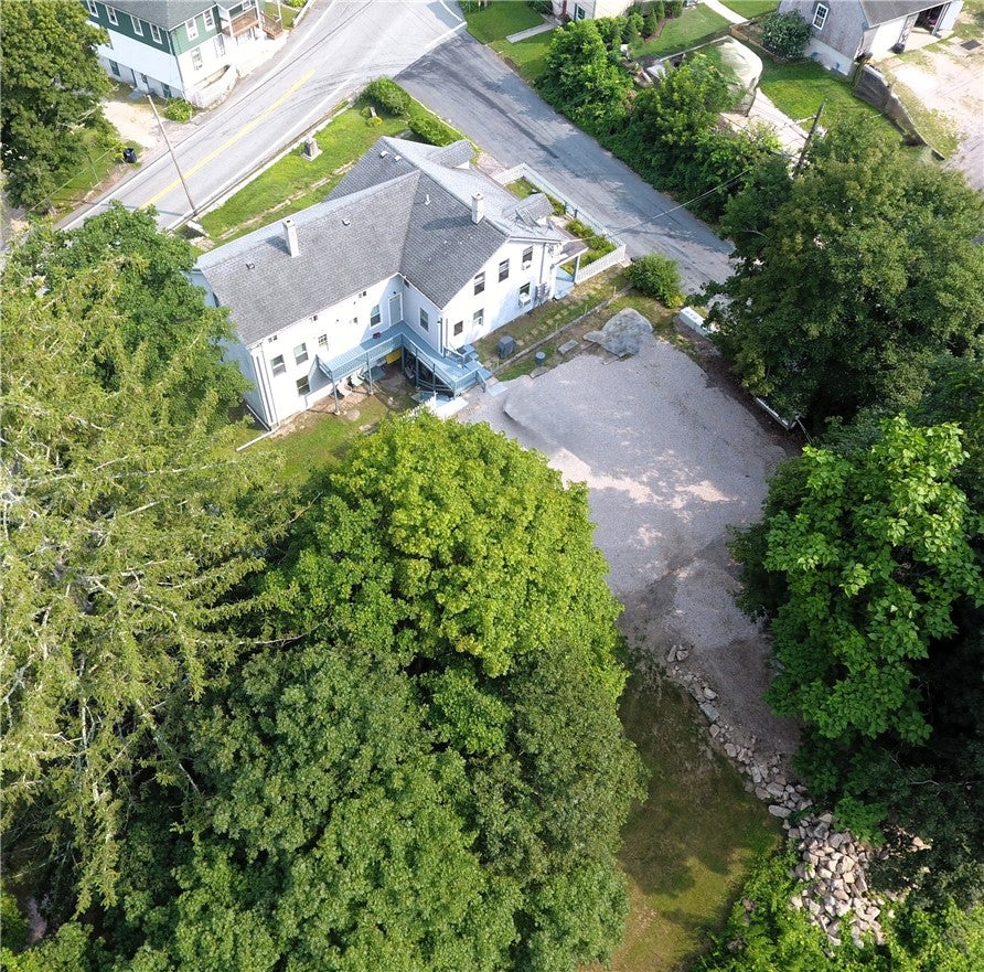 8 Highview Avenue