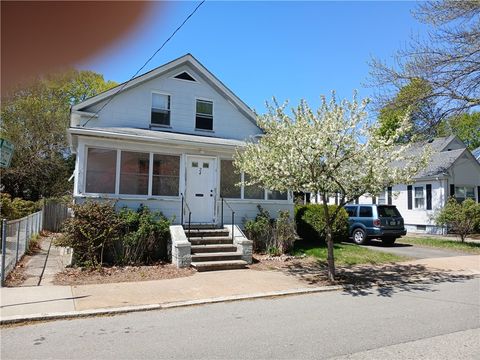 24 Enfield Avenue Providence RI 02908