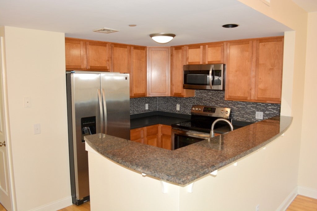 231 Douglas Avenue 10
