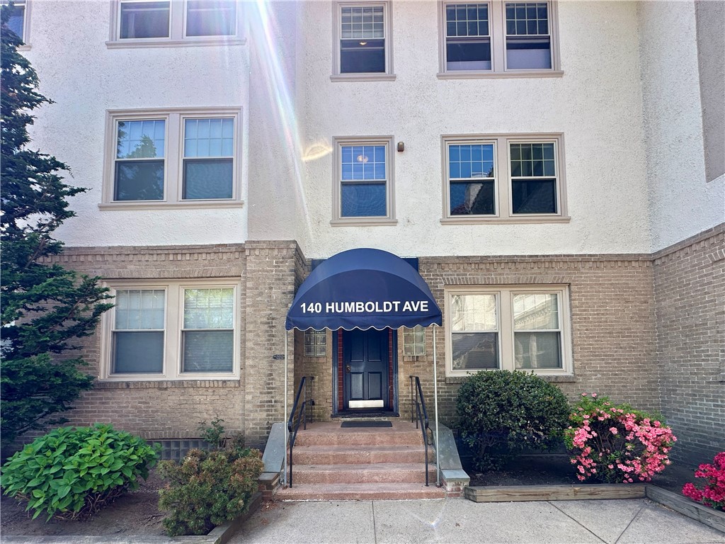 140 Humboldt Avenue 1