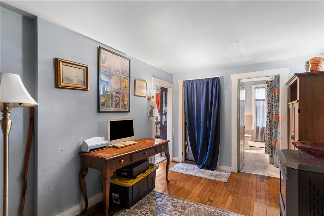 North Kingstown, Rhode Island 02852, United States, 6 Bedrooms Bedrooms, ,3 BathroomsBathrooms,Residential,Active,170087