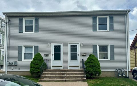 82 Maynard Street Pawtucket RI 02860