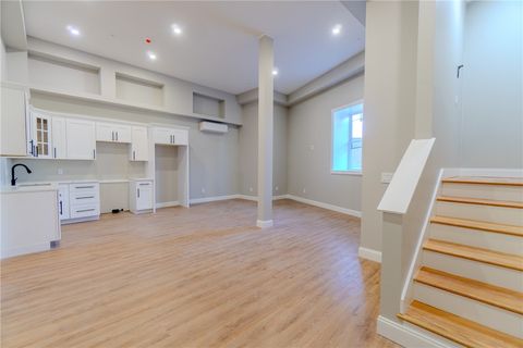 MLS: 1380857