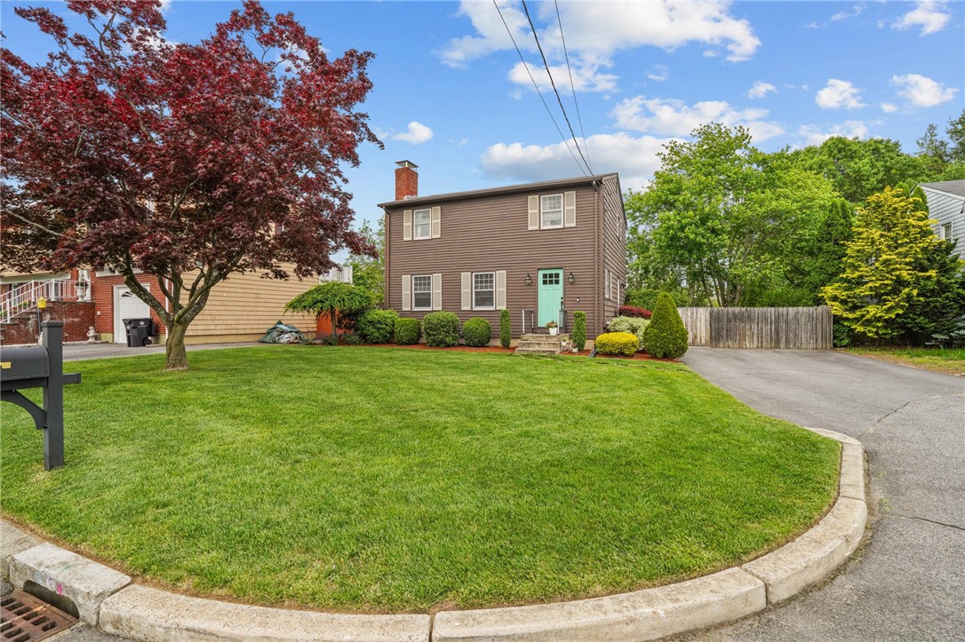 30 Lloyd Phillips Court