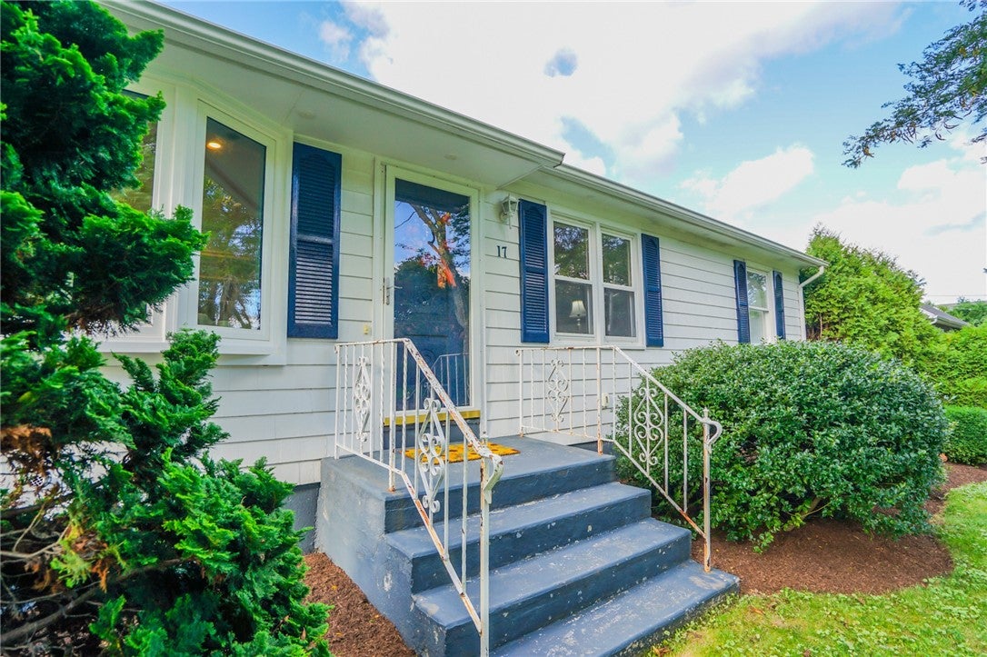 17 Academy Avenue