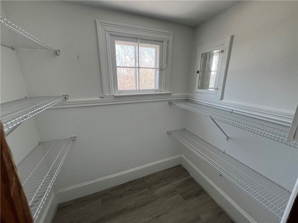 274 Waterman Avenue 2