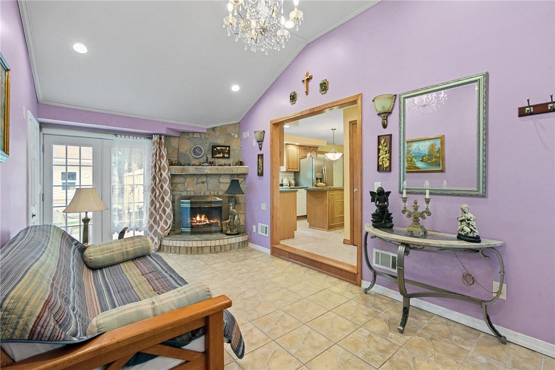204 Knollwood Drive