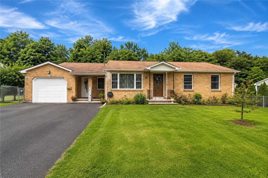 204 Knollwood Drive