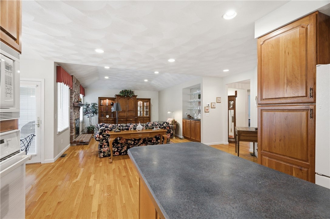 7 Foxwood Drive