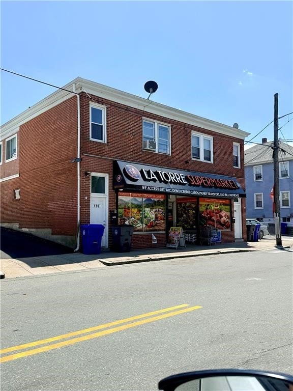 196 Pocasset Avenue