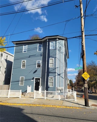 653 DOUGLAS AVE # 2, PROVIDENCE, RI 02908 - Image 07c7bb5cc3f7eb33c43d9b08d5c81dcc/3046482838