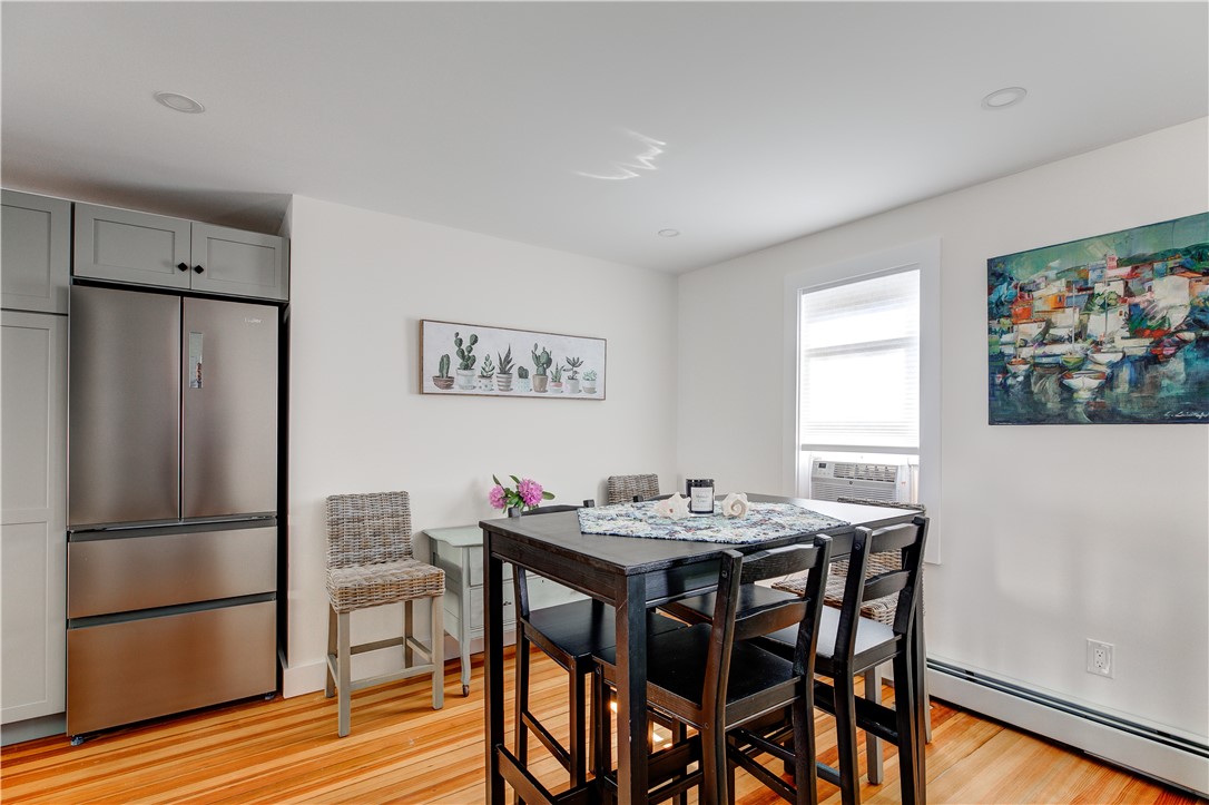 Newport, Rhode Island 02840, United States, 1 Bedroom Bedrooms, ,1 BathroomBathrooms,Residential,Active,153003