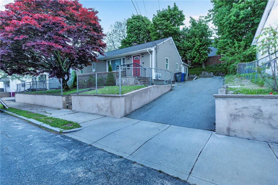 368 Hawkins Street