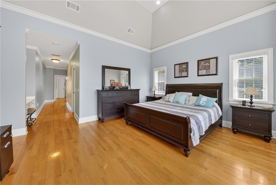 Bristol, Rhode Island, 02809, United States, 4 Bedrooms Bedrooms, ,3 BathroomsBathrooms,Residential,Pending,2045663