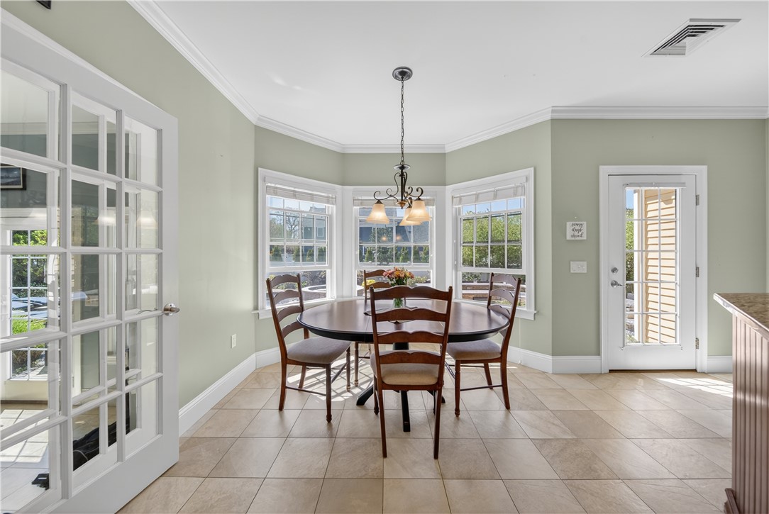 Bristol, Rhode Island, 02809, United States, 4 Bedrooms Bedrooms, ,3 BathroomsBathrooms,Residential,Pending,2045663