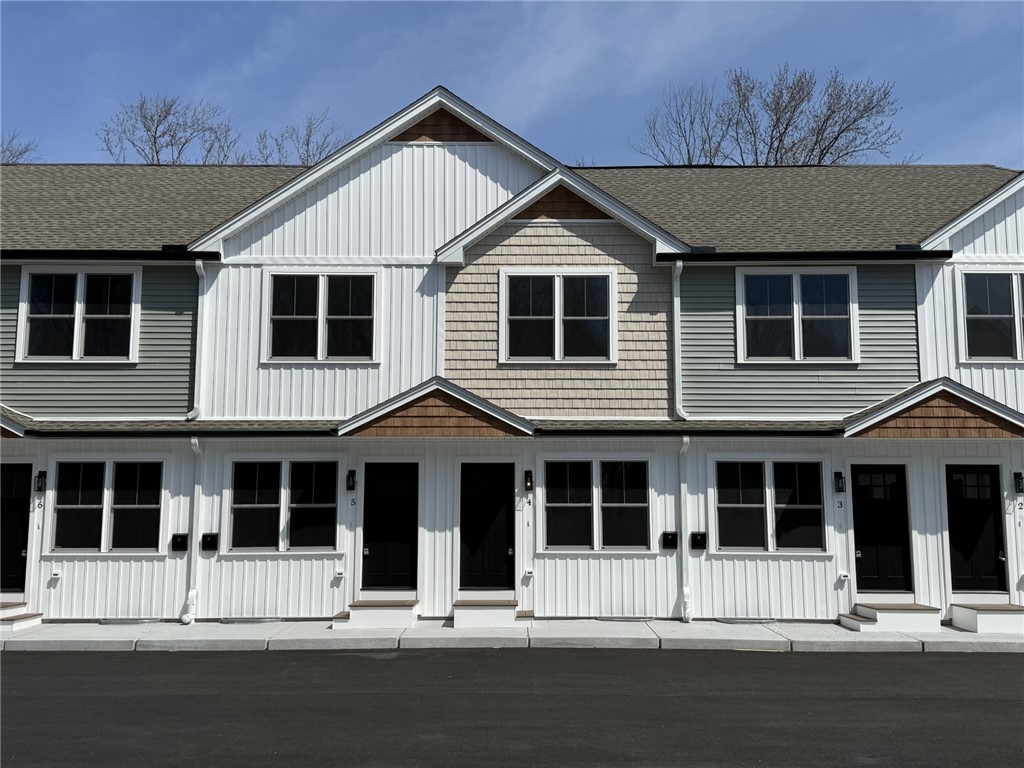 2907 Post Road 4