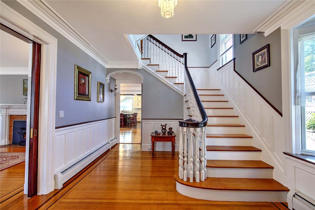 271 Doyle Avenue