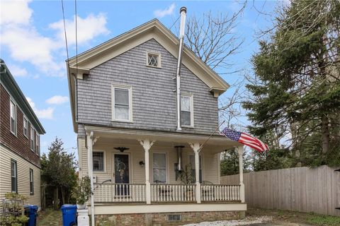 5 Conrad Court Newport RI 02840