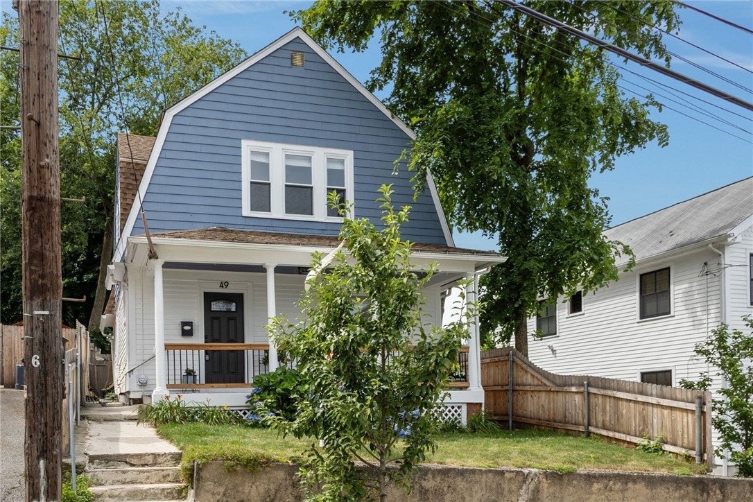 49 Woodbine Street