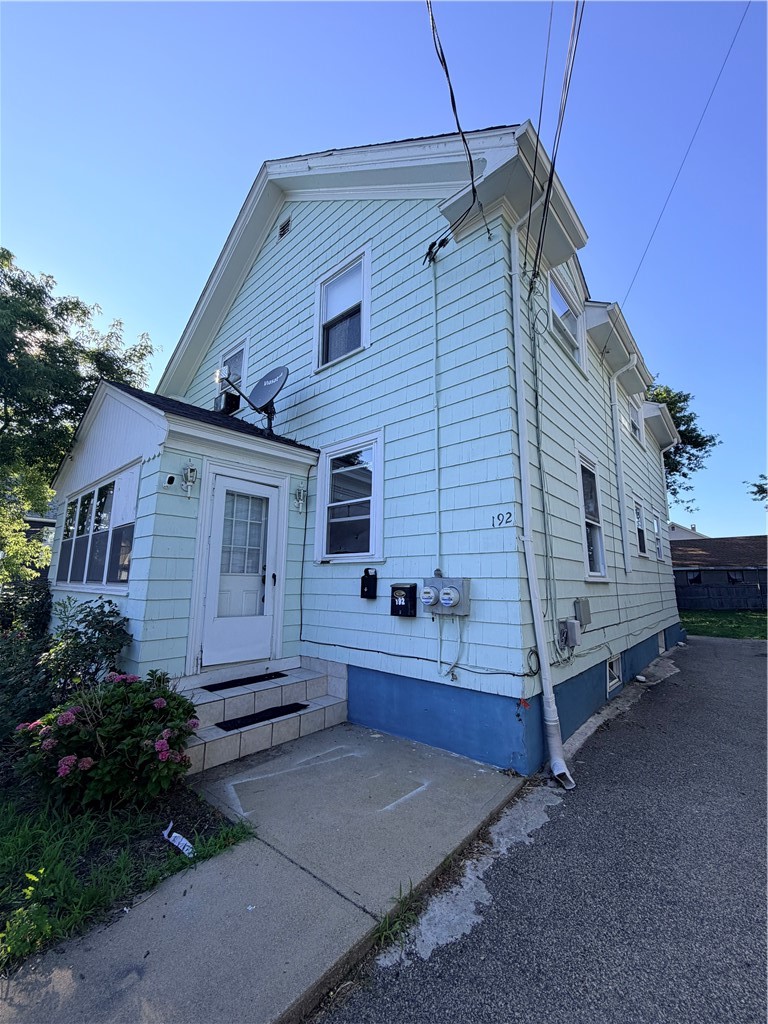 192 Farmington Avenue