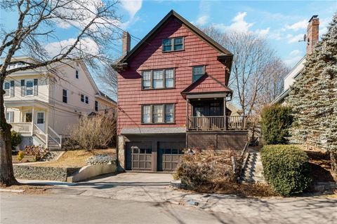 69 71 Taft Avenue Providence RI 02906