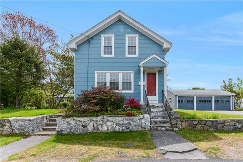 Single Family Residence in Johnston RI 28 Cedar Street.jpg