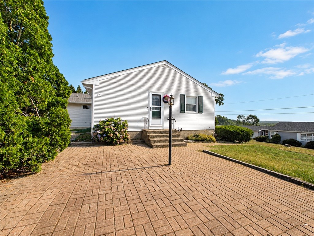 10 Grandview Drive