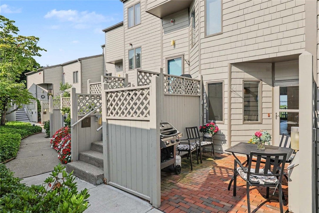 12 Sea Breeze Lane