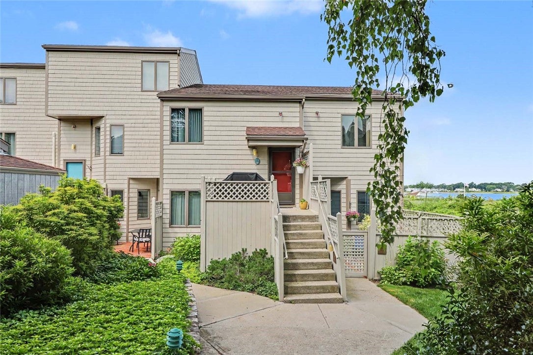 12 Sea Breeze Lane