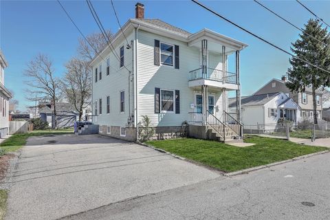 252 Vine Street 254 Pawtucket RI 02861