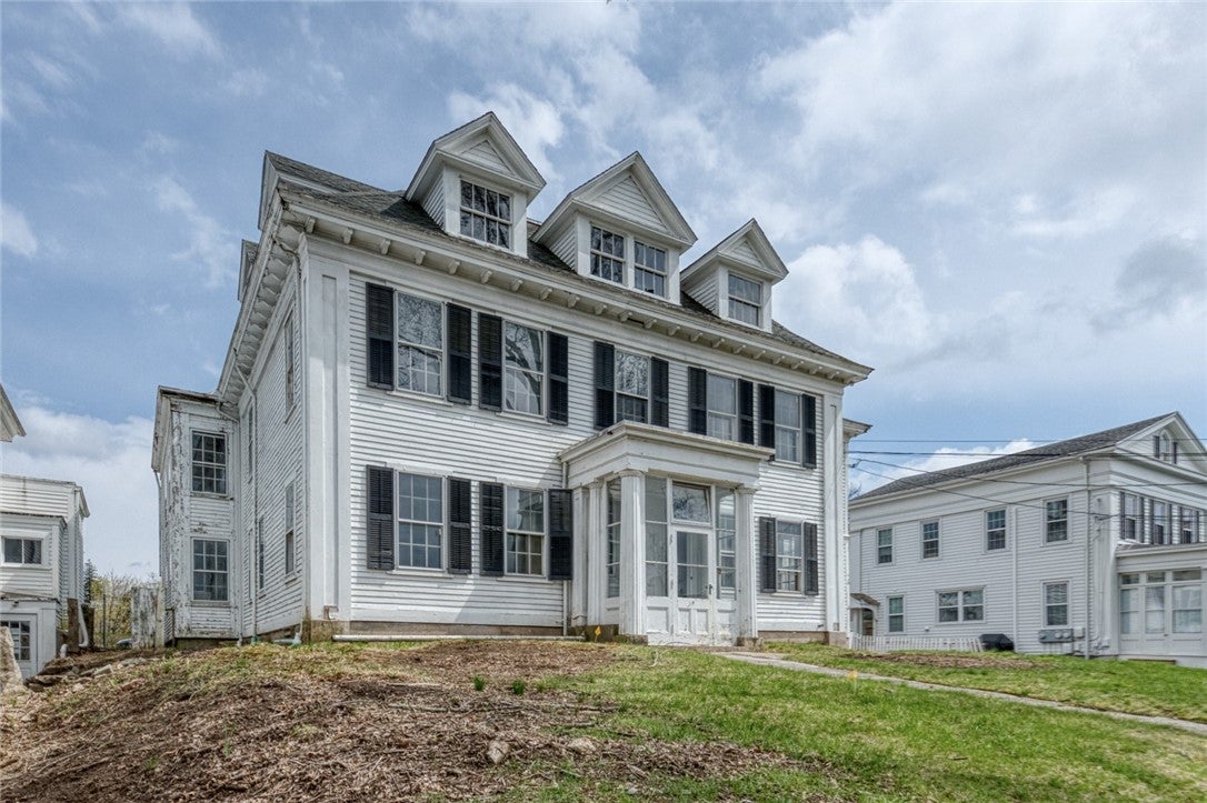 2 Elm Street