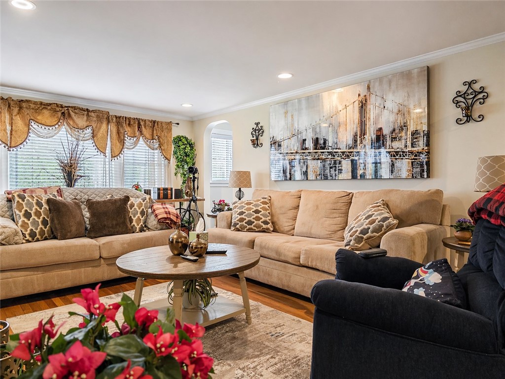 111 Wannamoisett Road