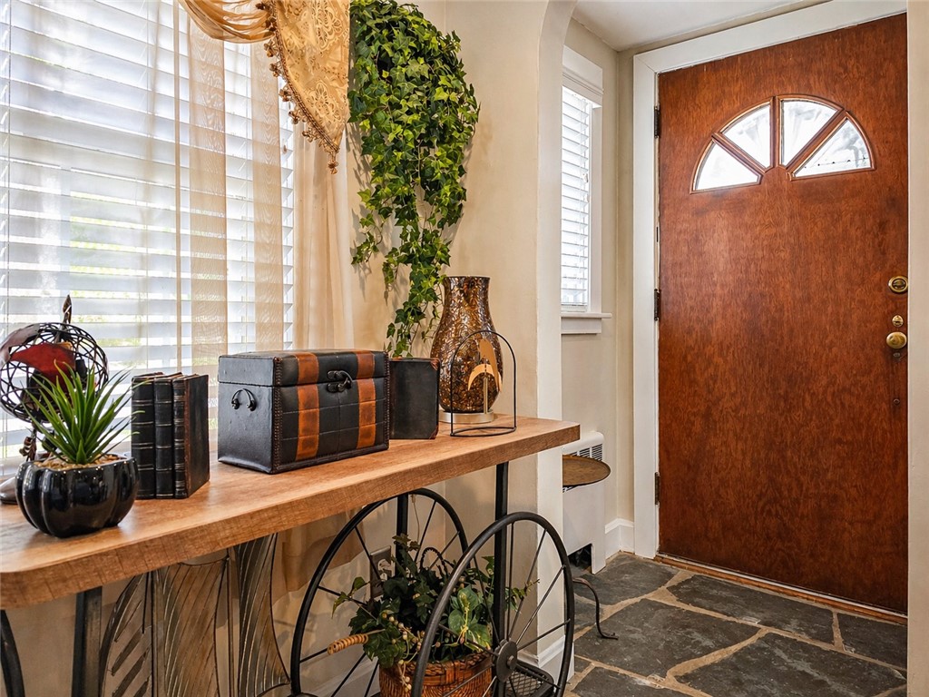 111 Wannamoisett Road