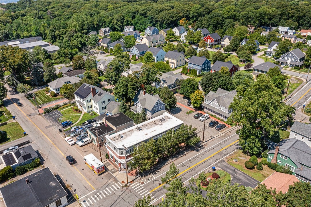 185 Washington Road 187