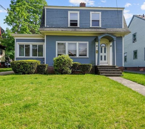 Single Family Residence in Cranston RI 126 Columbia Avenue.jpg