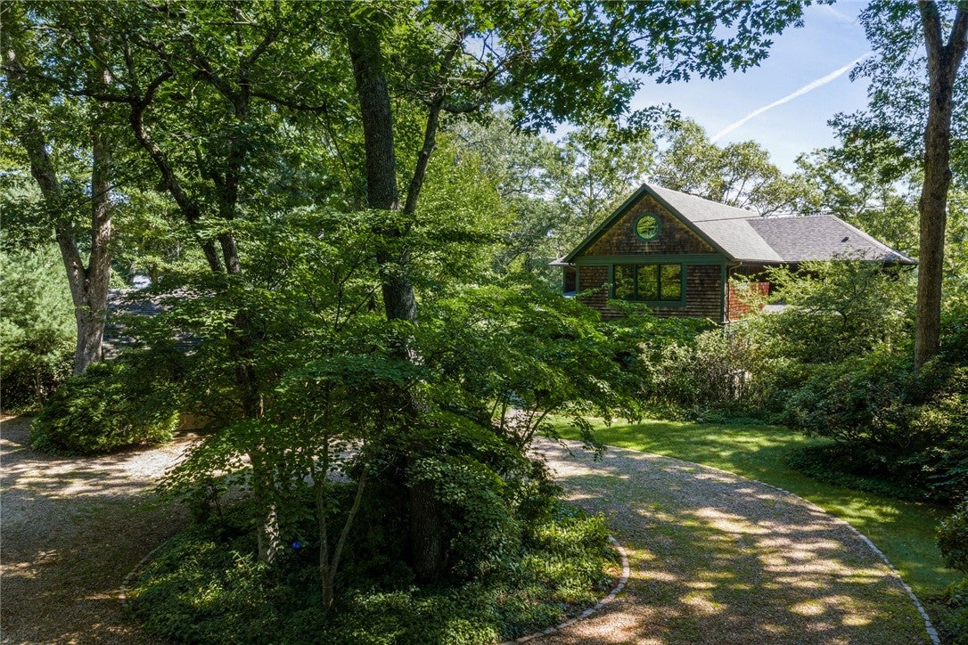 84 Barbers Pond Road F