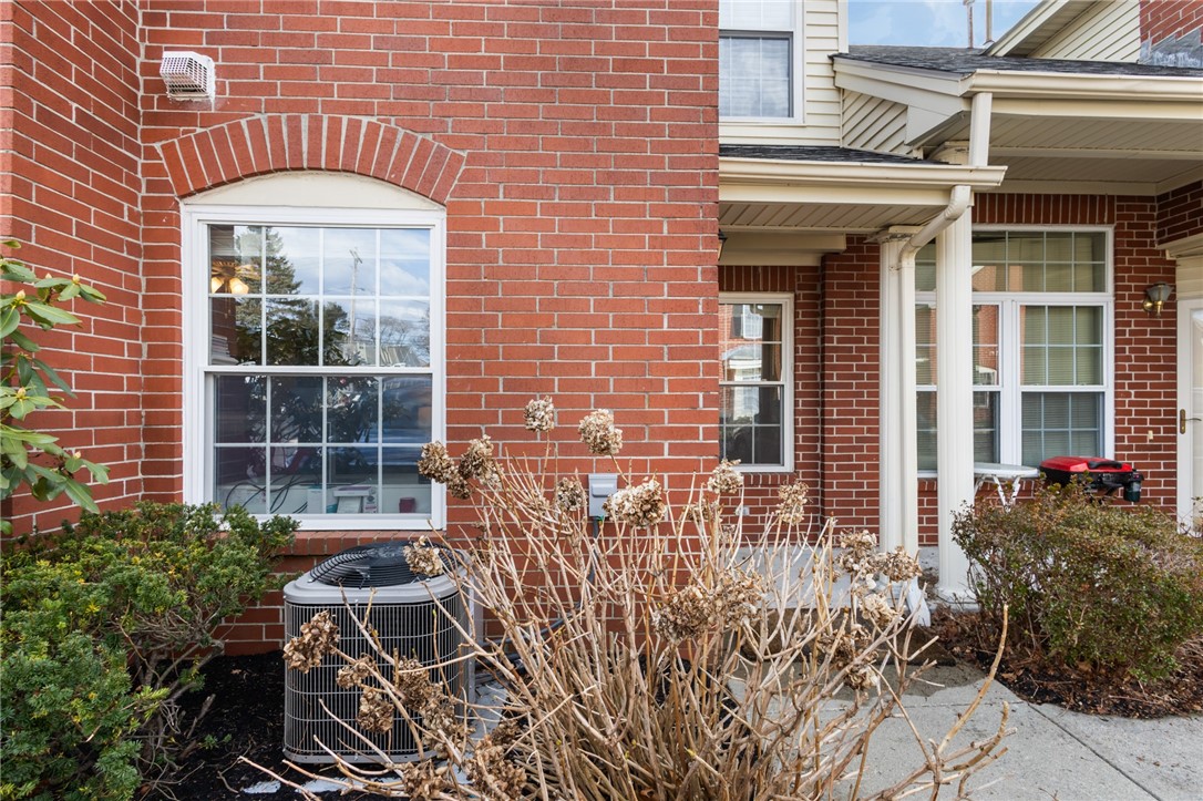 626 Smithfield Road 906