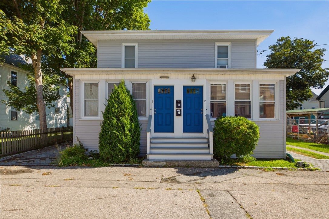 7 Warner Place 8