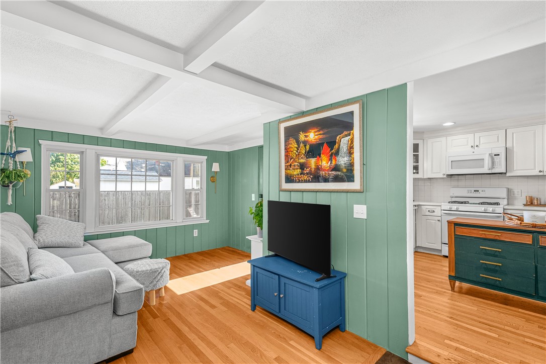 76 Brewster Drive