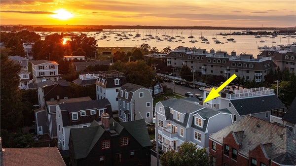 6 SHARON CT, NEWPORT, RI 02840 - Image 0bb17205b32dbeeb8a421f57391674aa/3864036