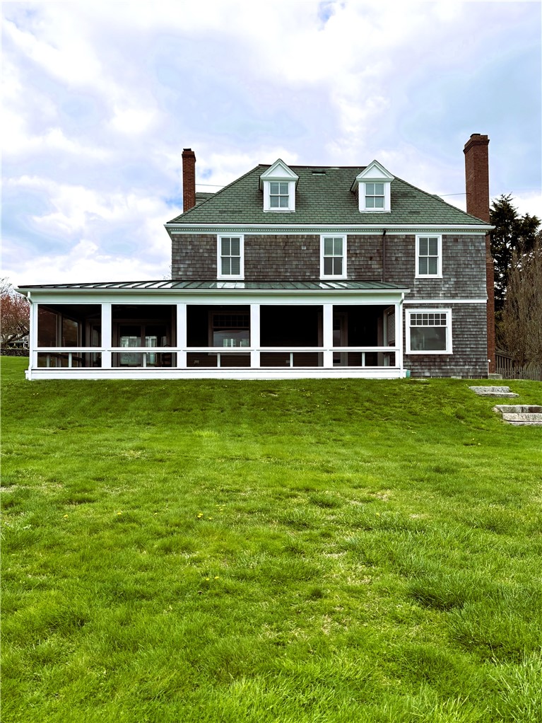 41 Walcott Avenue