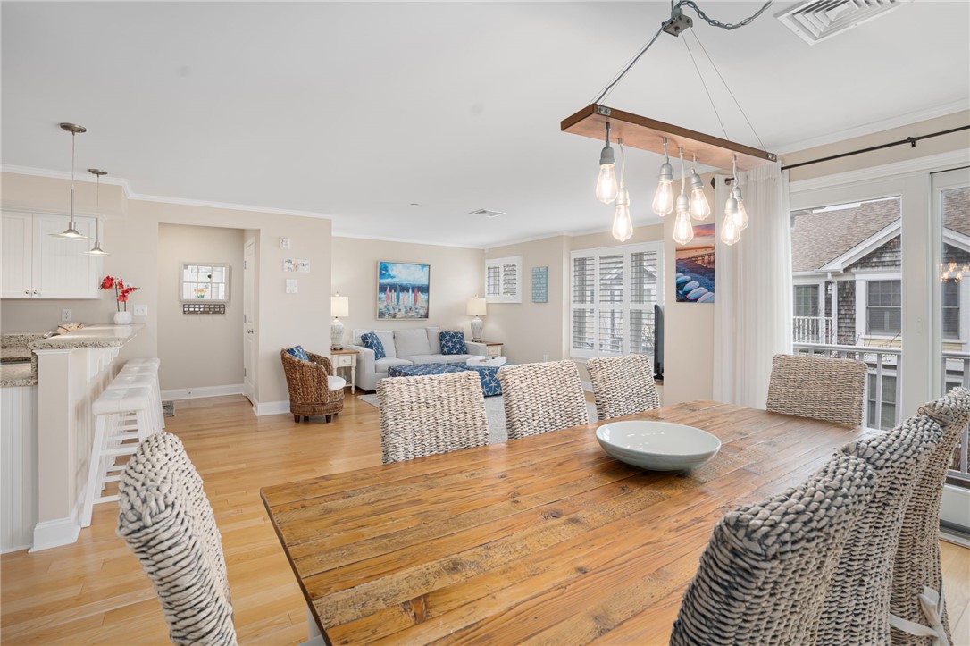 20 Narragansett Avenue 604