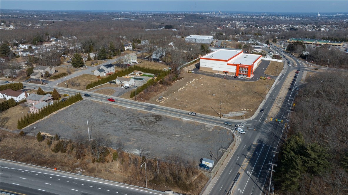 1835 Plainfield Pike Pike